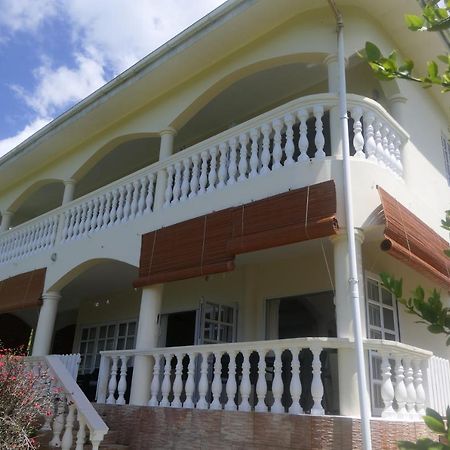 Tropical Garden Self Catering Villa Victoria Exterior photo
