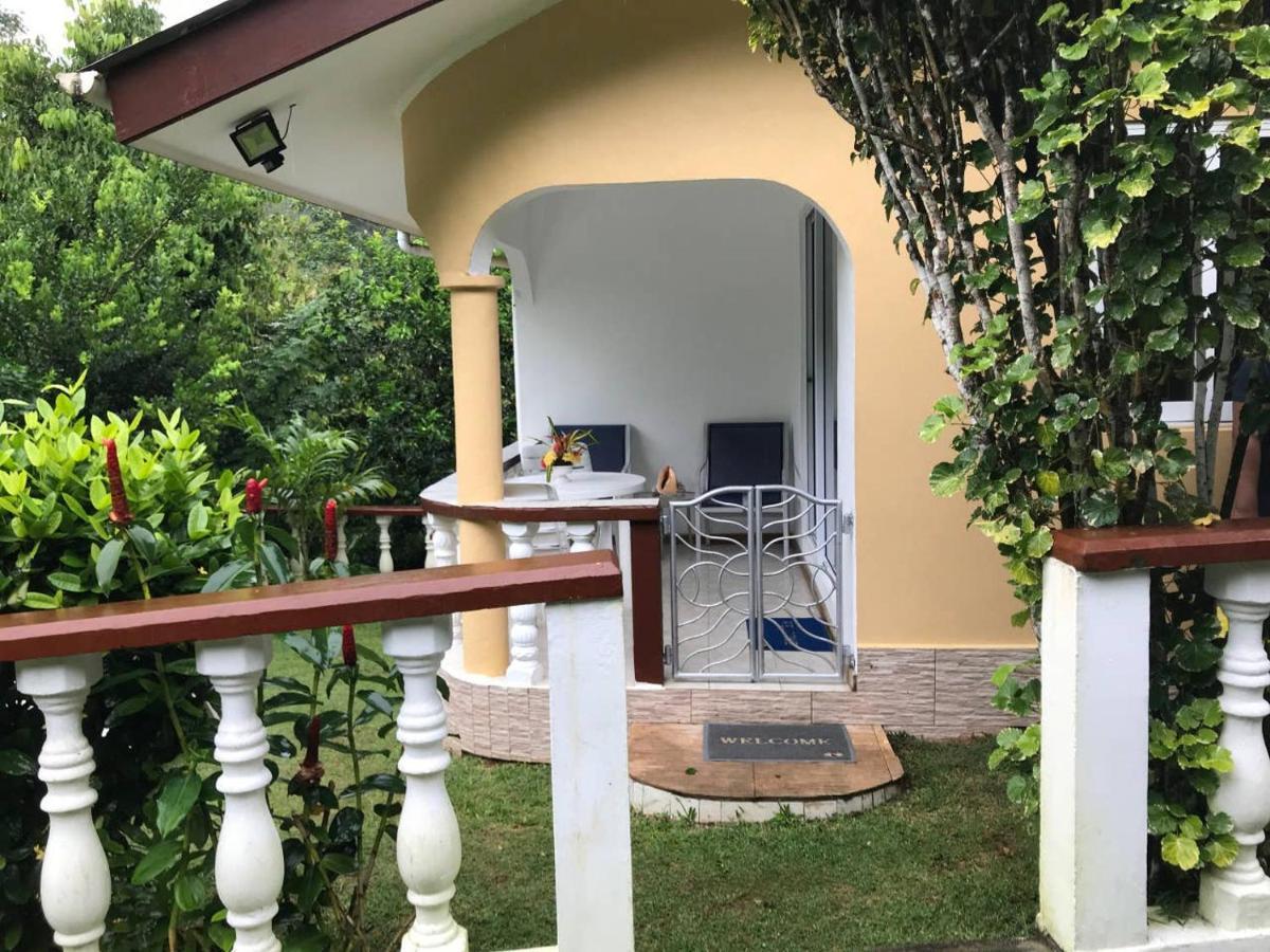 Tropical Garden Self Catering Villa Victoria Exterior photo