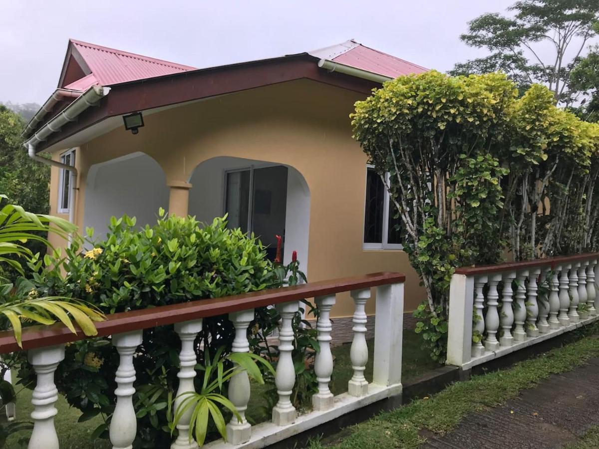 Tropical Garden Self Catering Villa Victoria Exterior photo